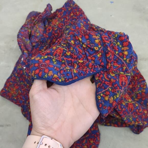 Ecote Vibrant Patterned Capri Pants size S - Picture 4 of 5